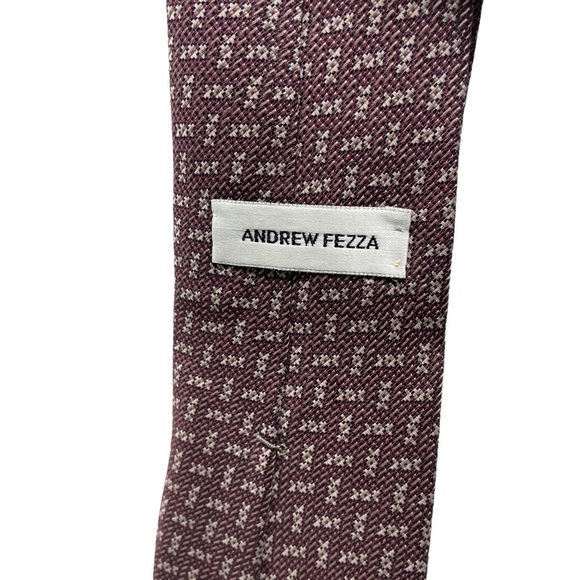 Andrew Fezza Men’s Necktie Purple and Black Abstract Design. - Picture 3 of 4